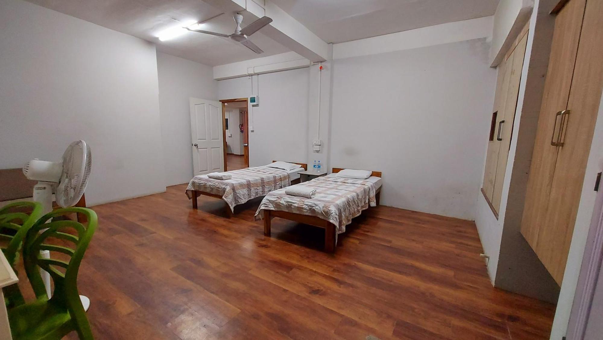 Hotel Dinthar Zara Aizawl Ngoại thất bức ảnh